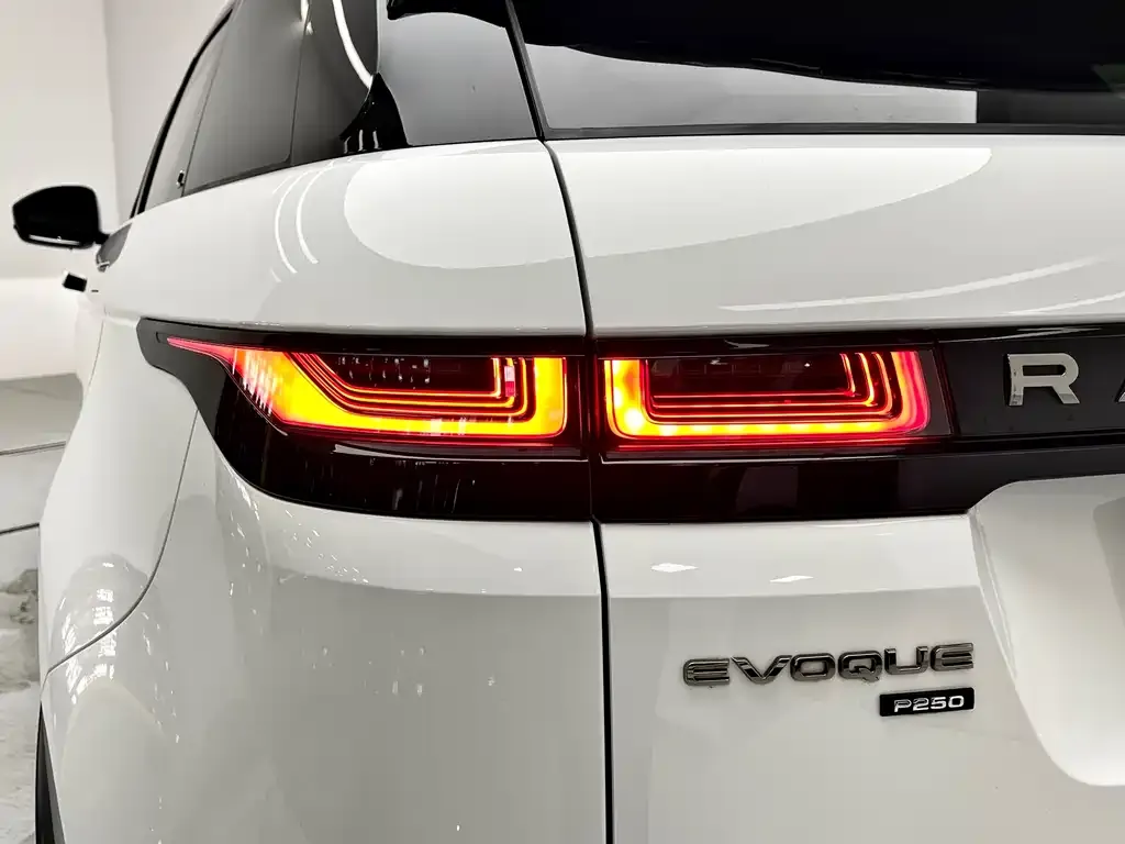 Land Rover Evoque — фото 3
