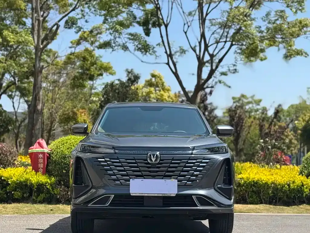 Changan CS75PLUS — фото 9