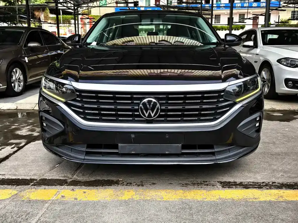 Volkswagen Passat 2022 из CN, фото 5