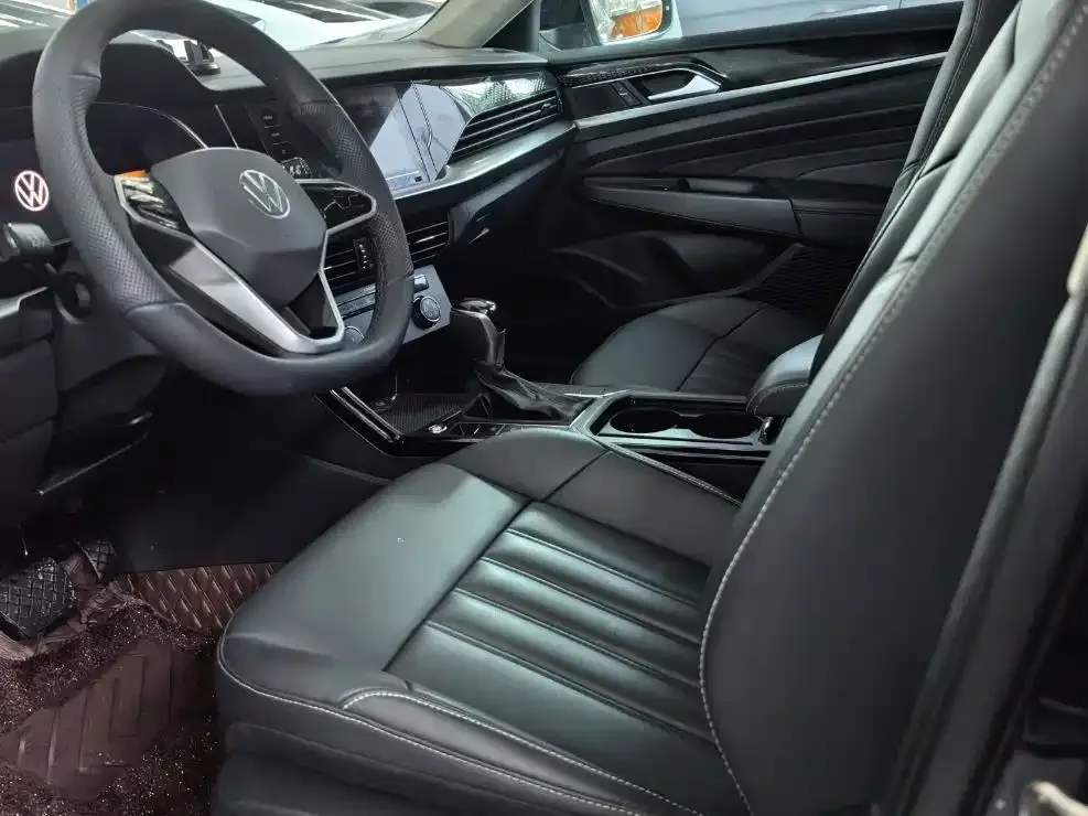Volkswagen Passat 2022 из CN, фото 4