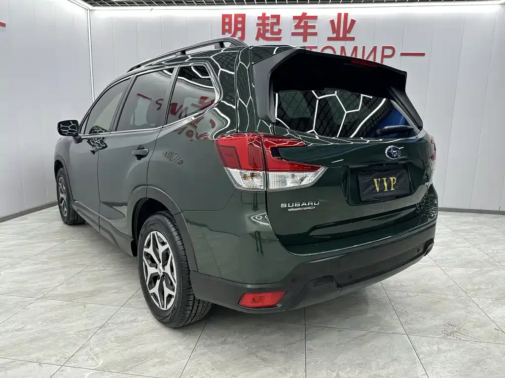 Subaru Forester — фото 7