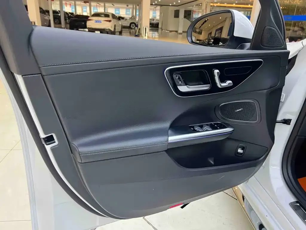 Mercedes-Benz C-Class 2026 из CN, фото 7