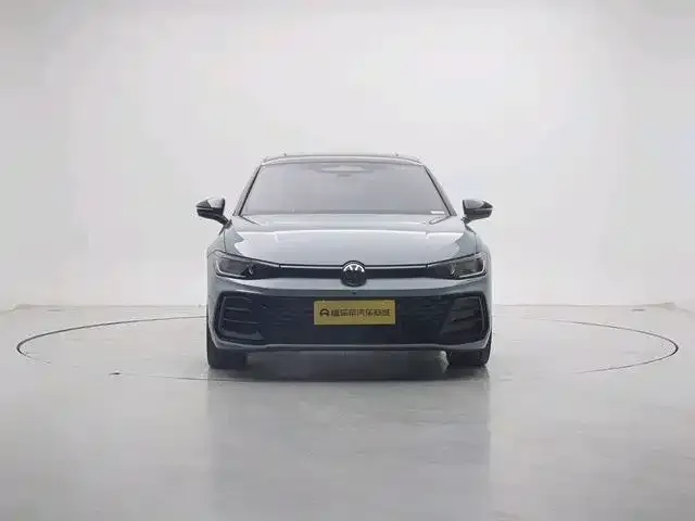 Volkswagen Passat 2025 из CN, фото 8