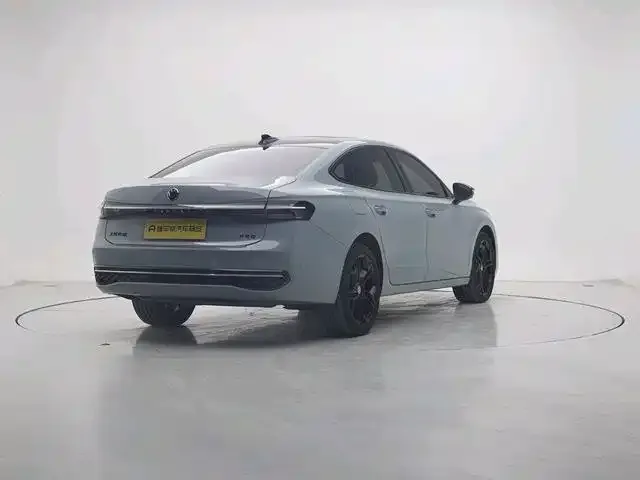 Volkswagen Passat 2025 из CN, фото 5