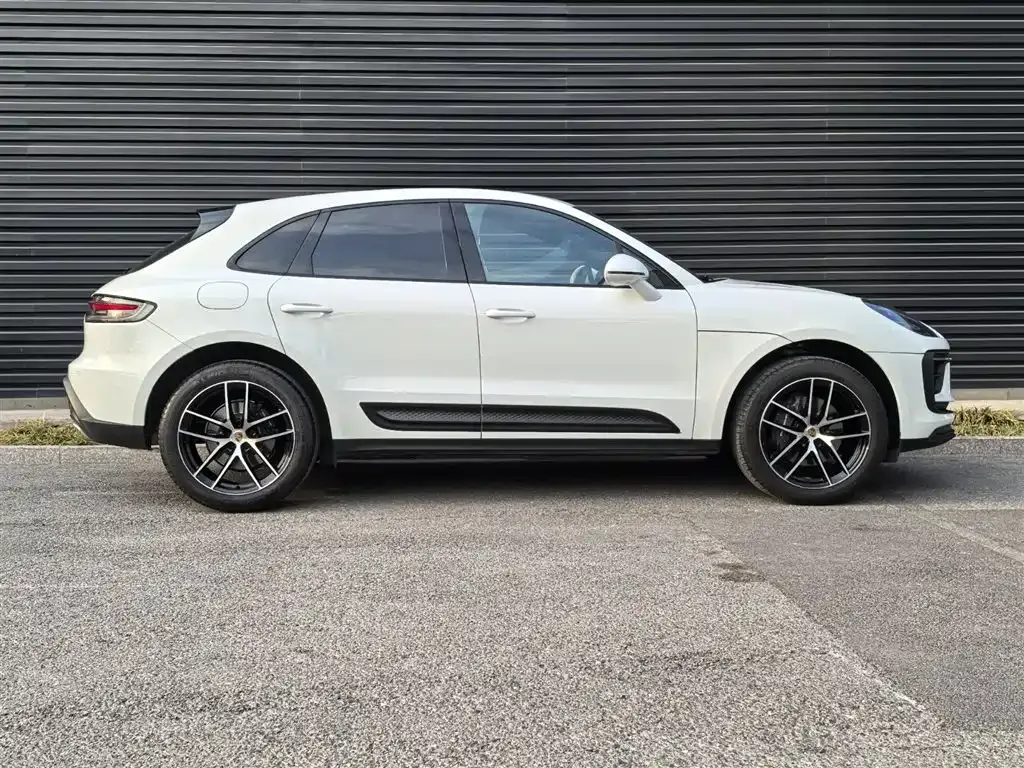 Porsche Macan — фото 8