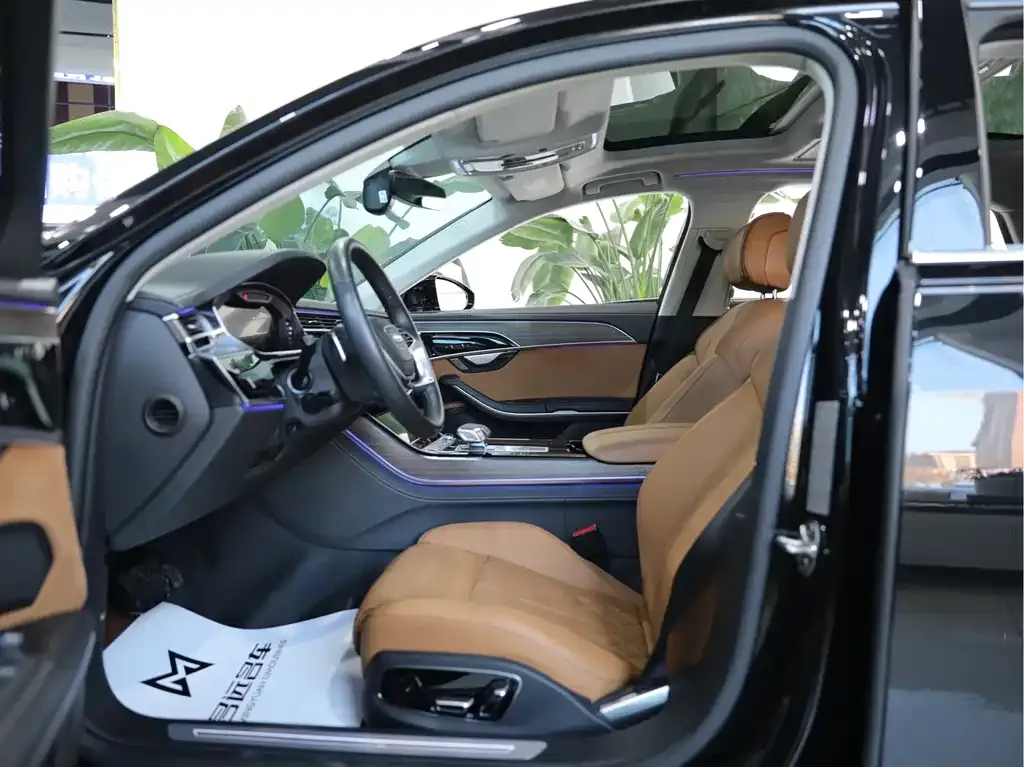 Audi A8 2024 из CN, фото 10