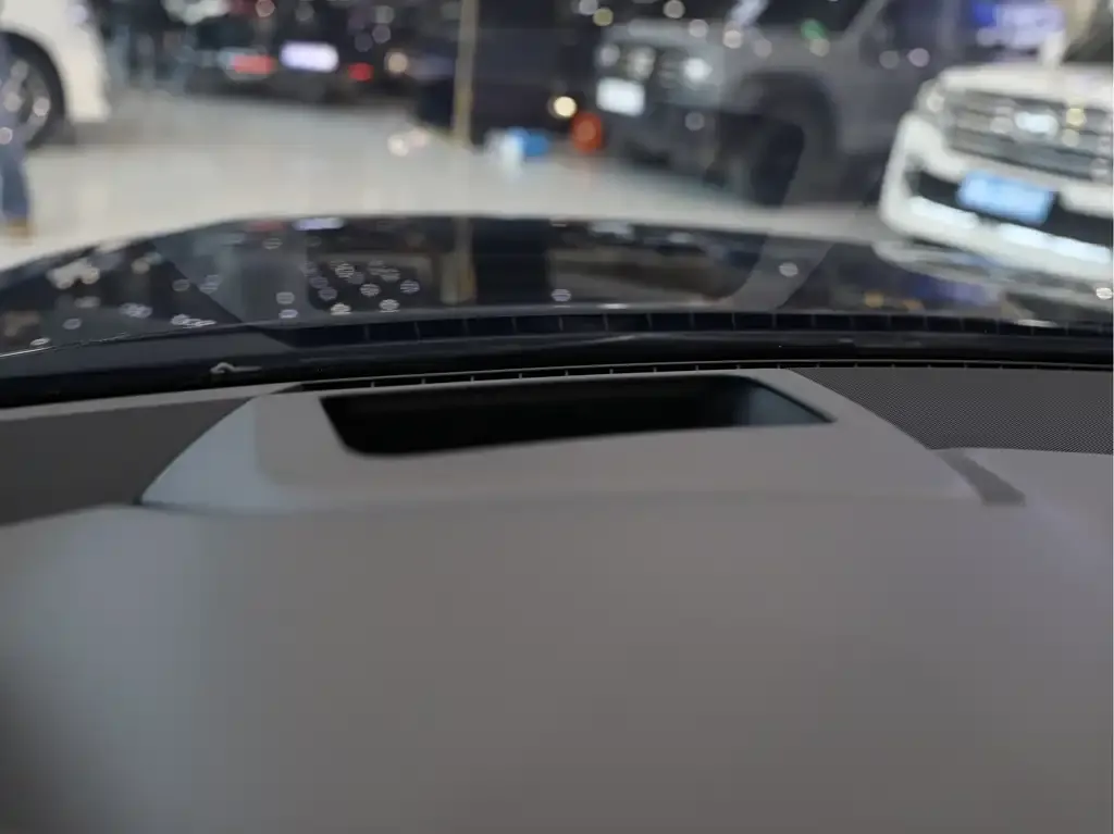Audi A8 2024 из CN, фото 3
