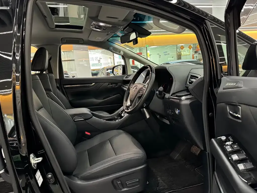 Toyota Alphard 2025 из CN, фото 9