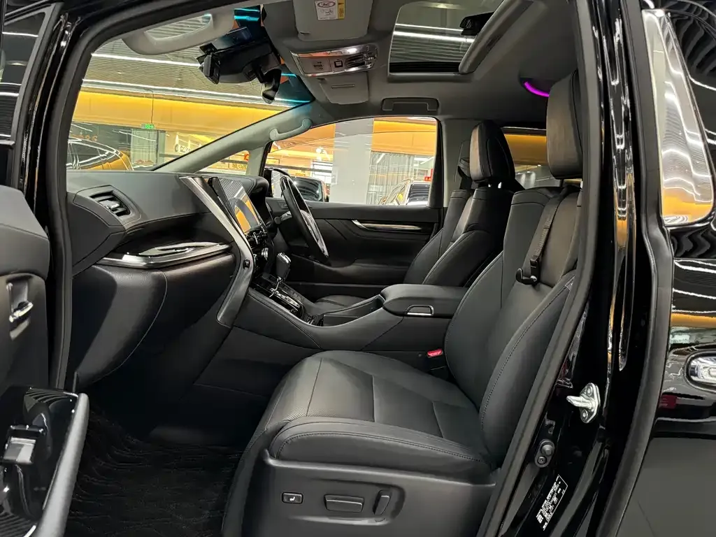 Toyota Alphard 2025 из CN, фото 6