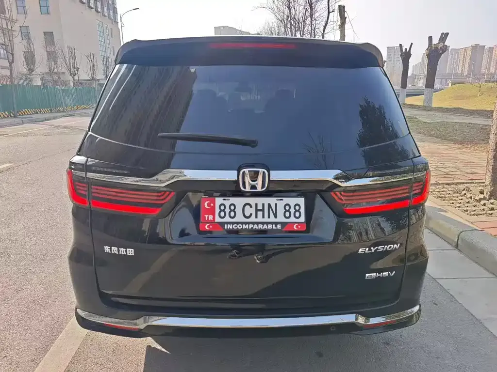 Honda Elysion 2023 из CN, фото 2