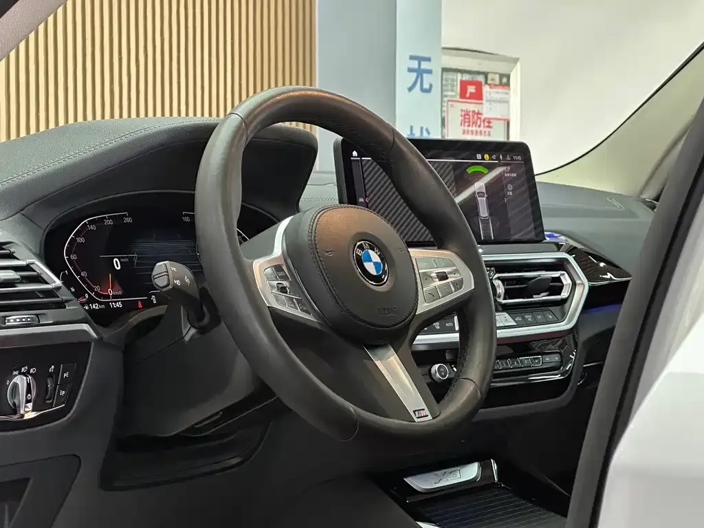 BMW X3 — фото 2