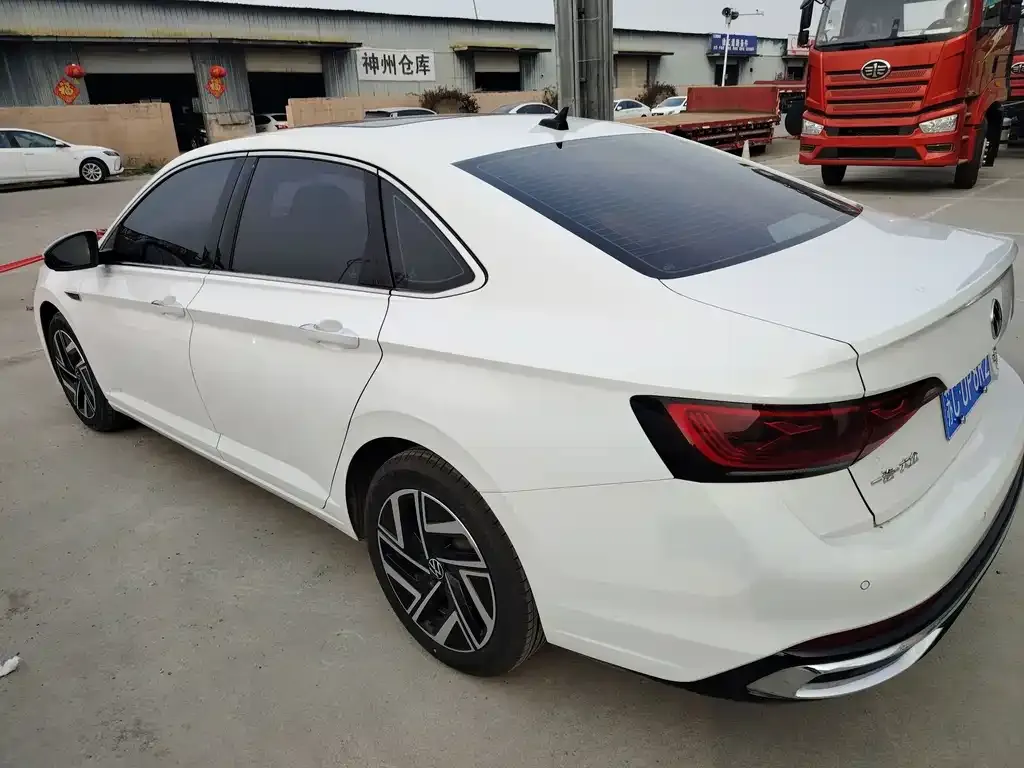 Volkswagen Sagitar 2023 из CN, фото 5