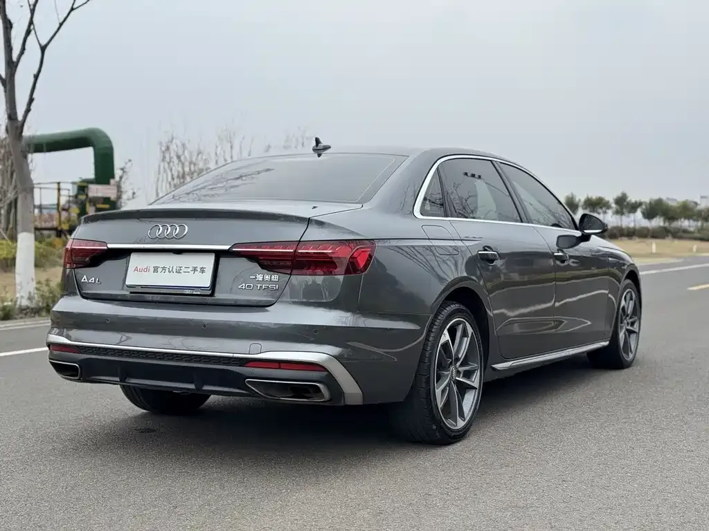 Audi A4L 2021 из CN, фото 10