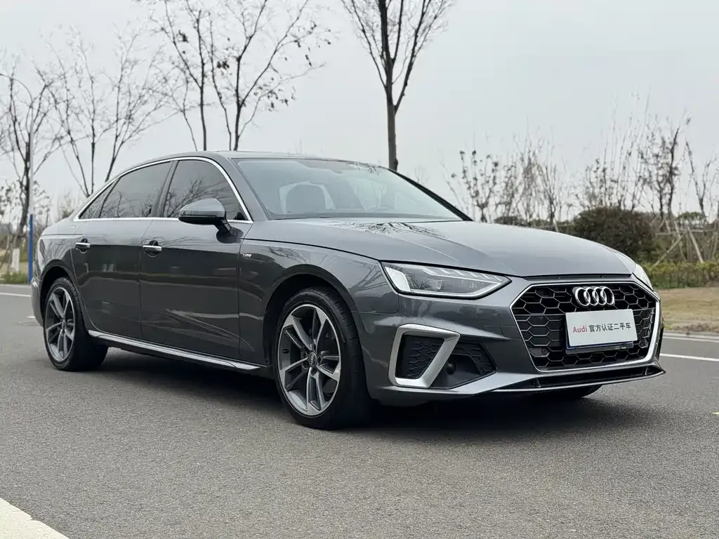 Audi A4L 2021 из CN, фото 3