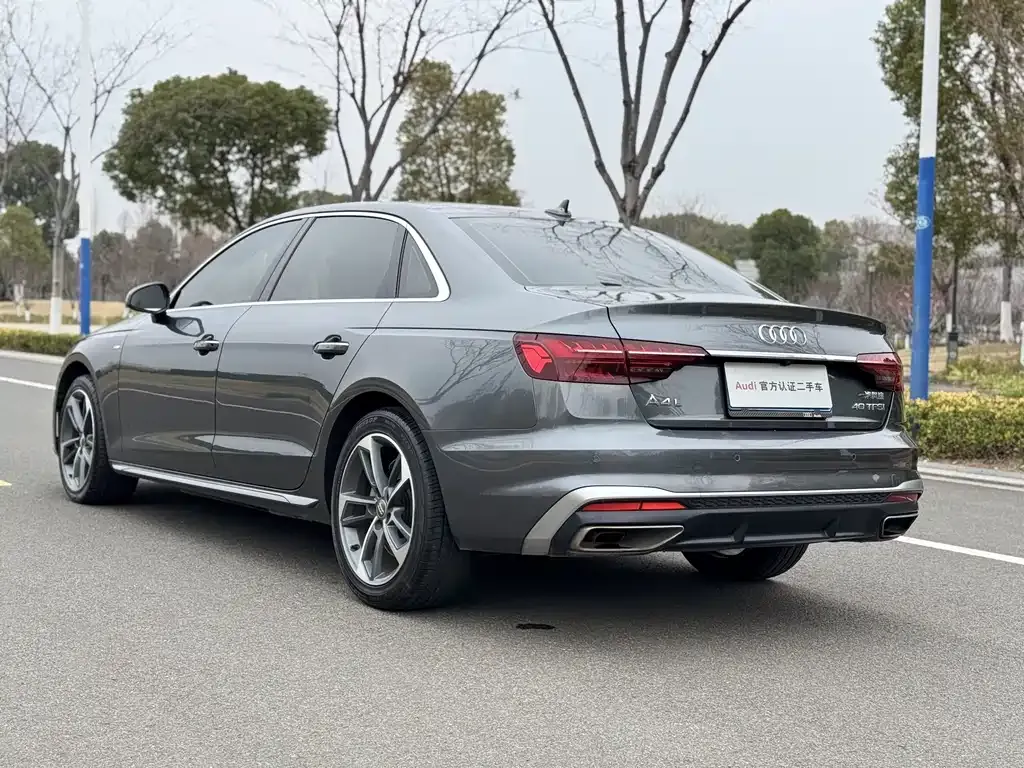 Audi A4L 2021 из CN, фото 7