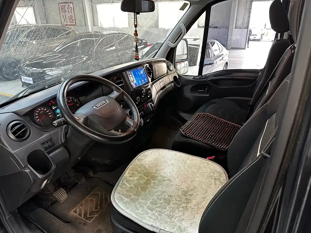IVECO Ousheng 2023 из CN, фото 7