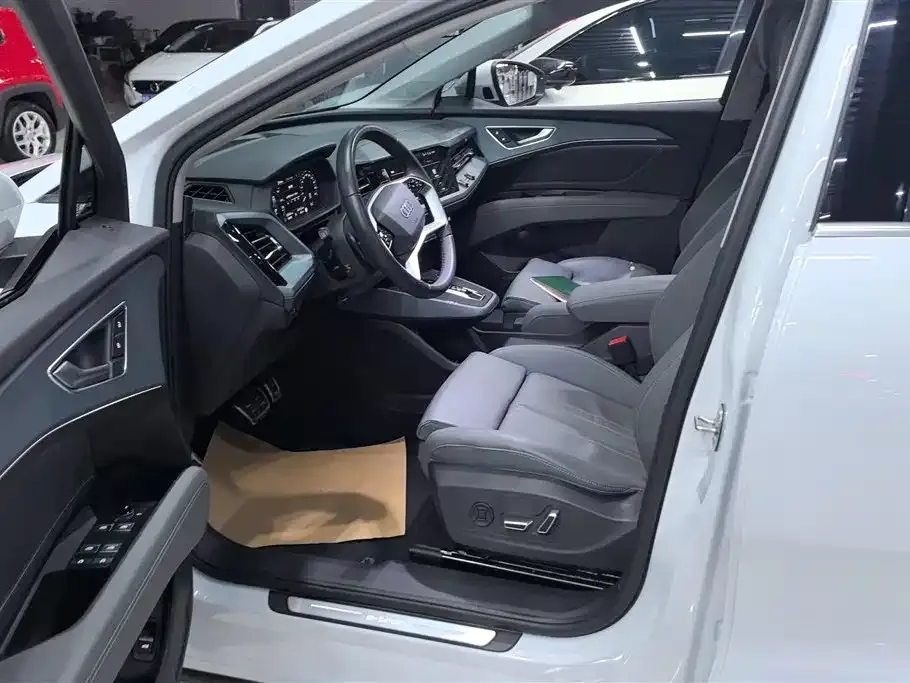 Audi Q5 e-tron 2023 из CN, фото 7