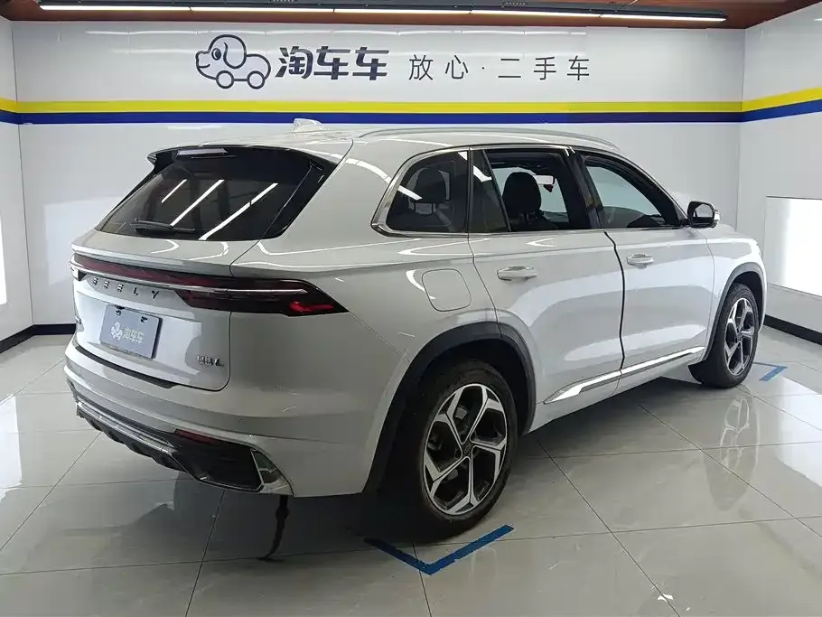 Geely Xingyue L — фото 10