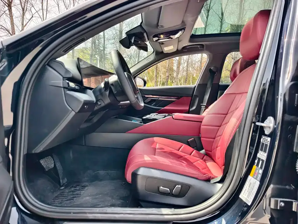 BMW i5 2025 из CN, фото 4