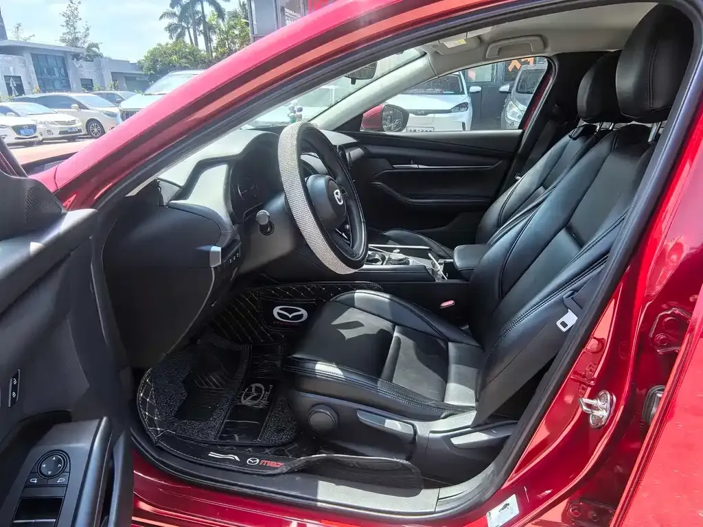 Mazda 3 Axela 2022 из CN, фото 10