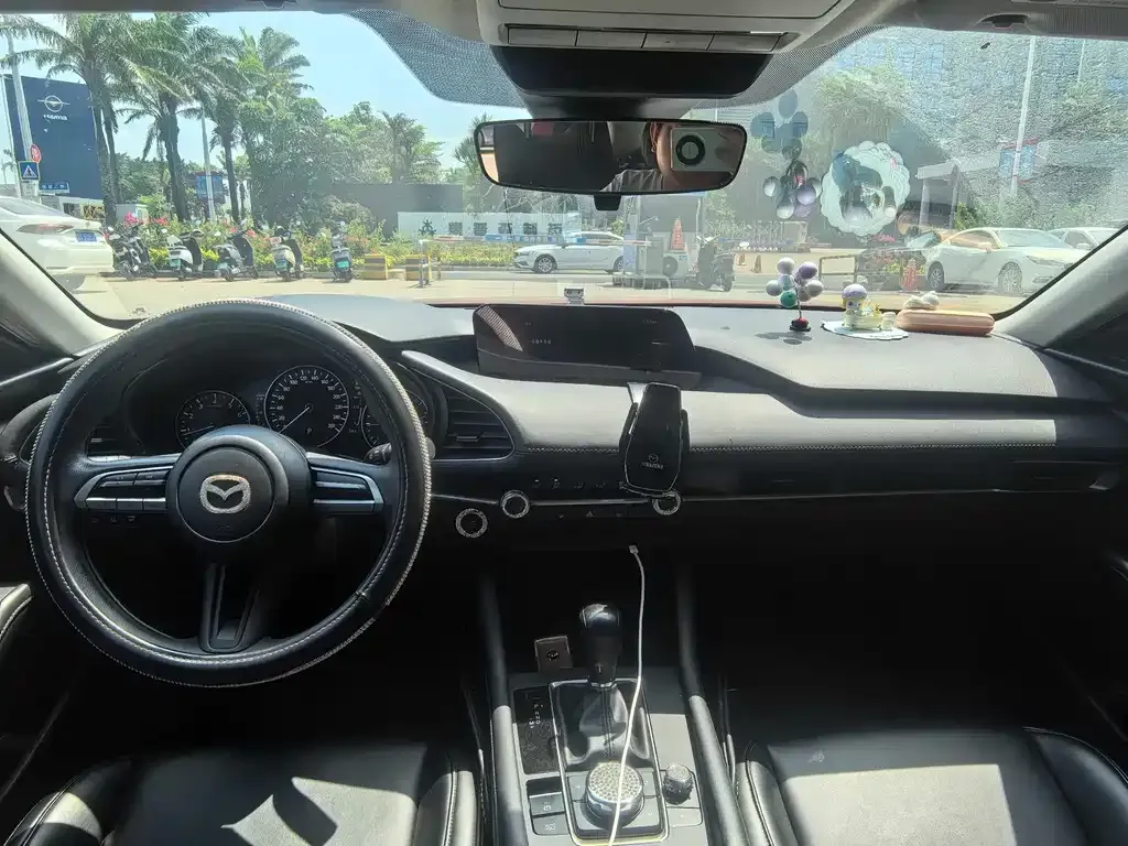 Mazda 3 Axela 2022 из CN, фото 3