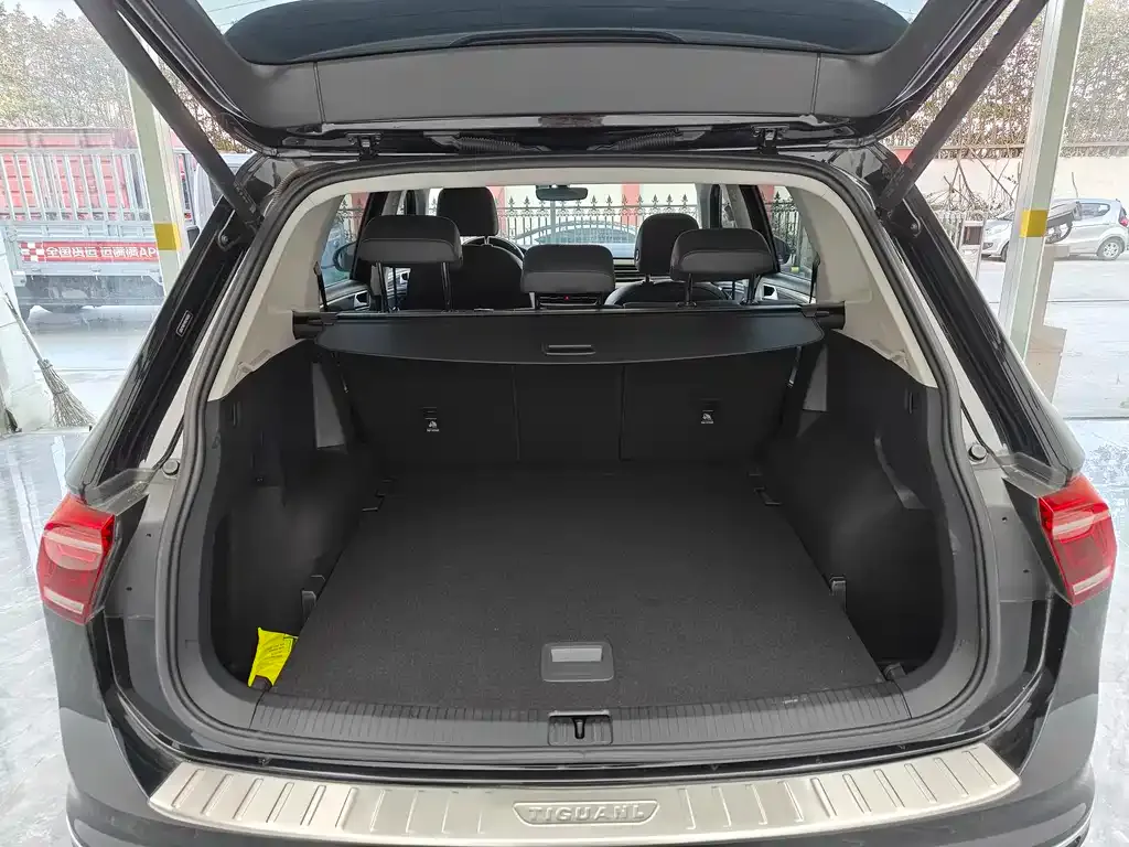 Volkswagen Tiguan L 2024 из CN, фото 10
