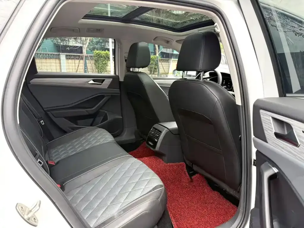 Volkswagen Sagitar 2022 из CN, фото 6
