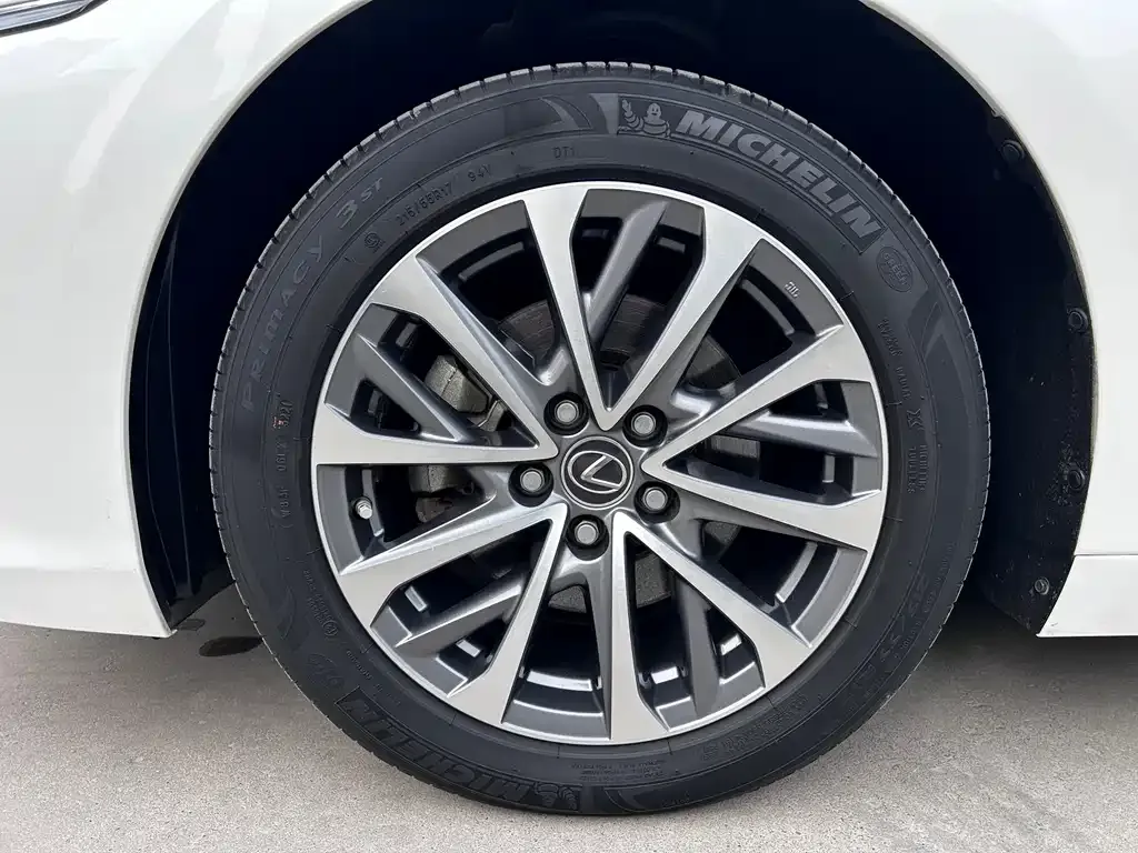 Lexus ES 2022 из CN, фото 4