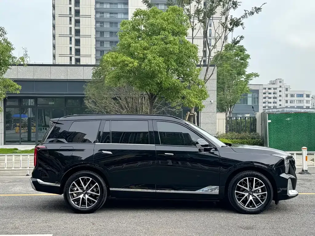 GAC Motor Trumpchi GS8 — фото 6