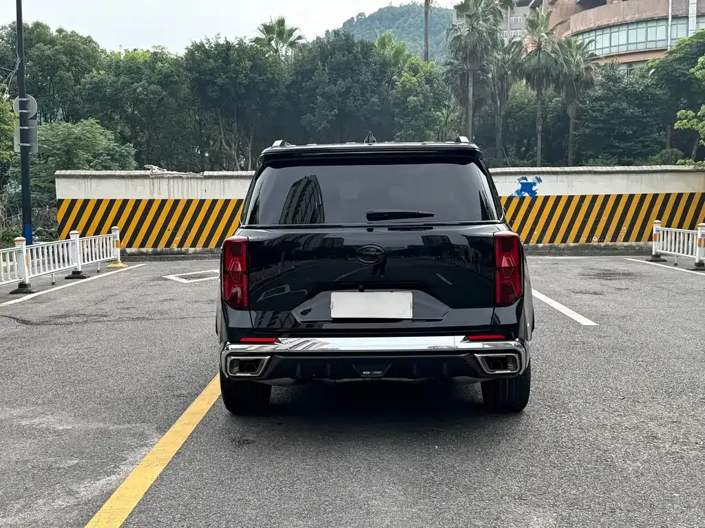 GAC Motor Trumpchi GS8 — фото 10