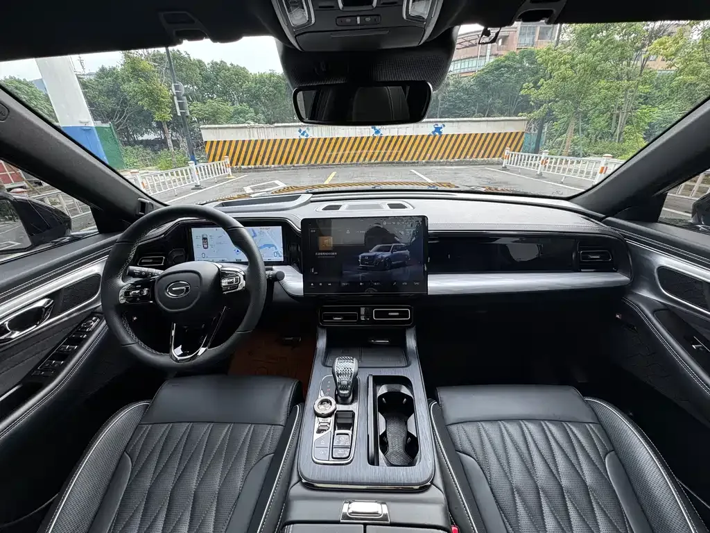 GAC Motor Trumpchi GS8 — фото 5
