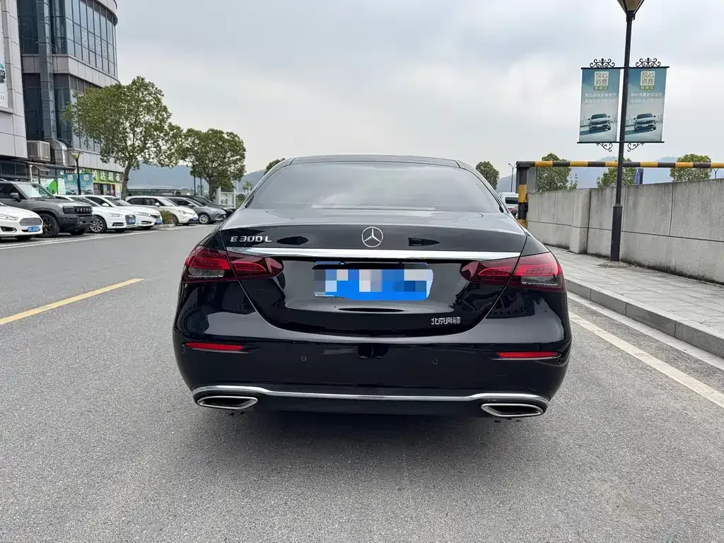Mercedes-Benz E-Class 2023 из CN, фото 8