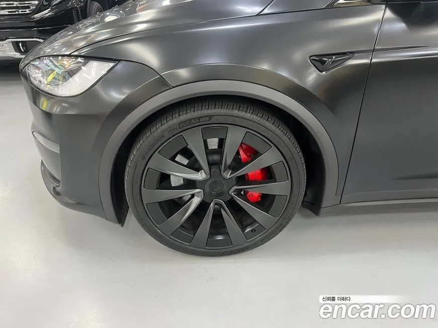 Tesla Model X 2023 из KR, фото 9