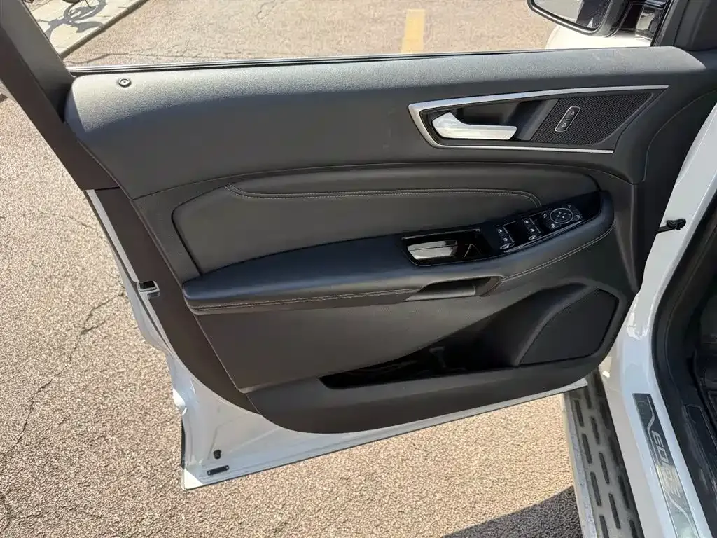 Ford Edge 2021 из CN, фото 9