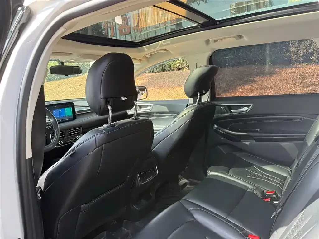 Ford Edge 2021 из CN, фото 3