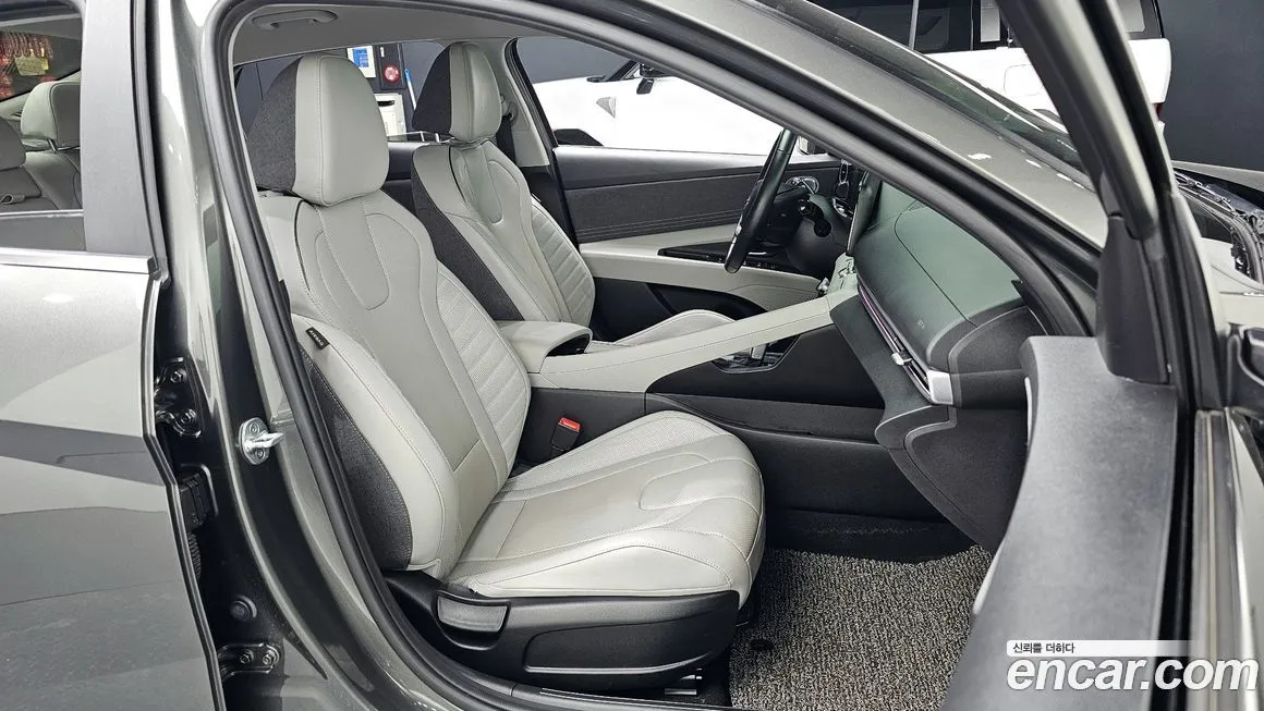 Hyundai AVANTE — фото 4
