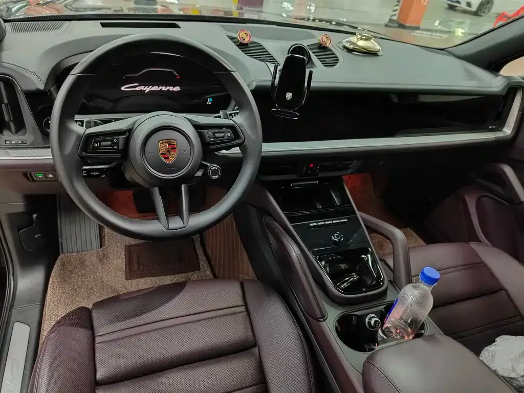Porsche Cayenne 2025 из CN, фото 2