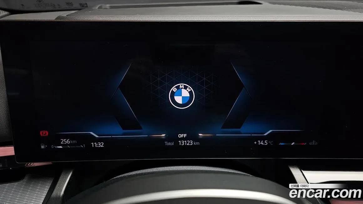 BMW 5-Series 2025 из KR, фото 4