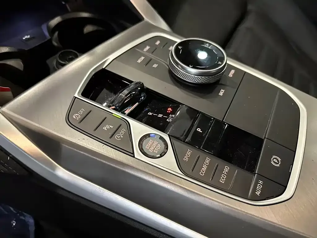 BMW M240i — фото 5