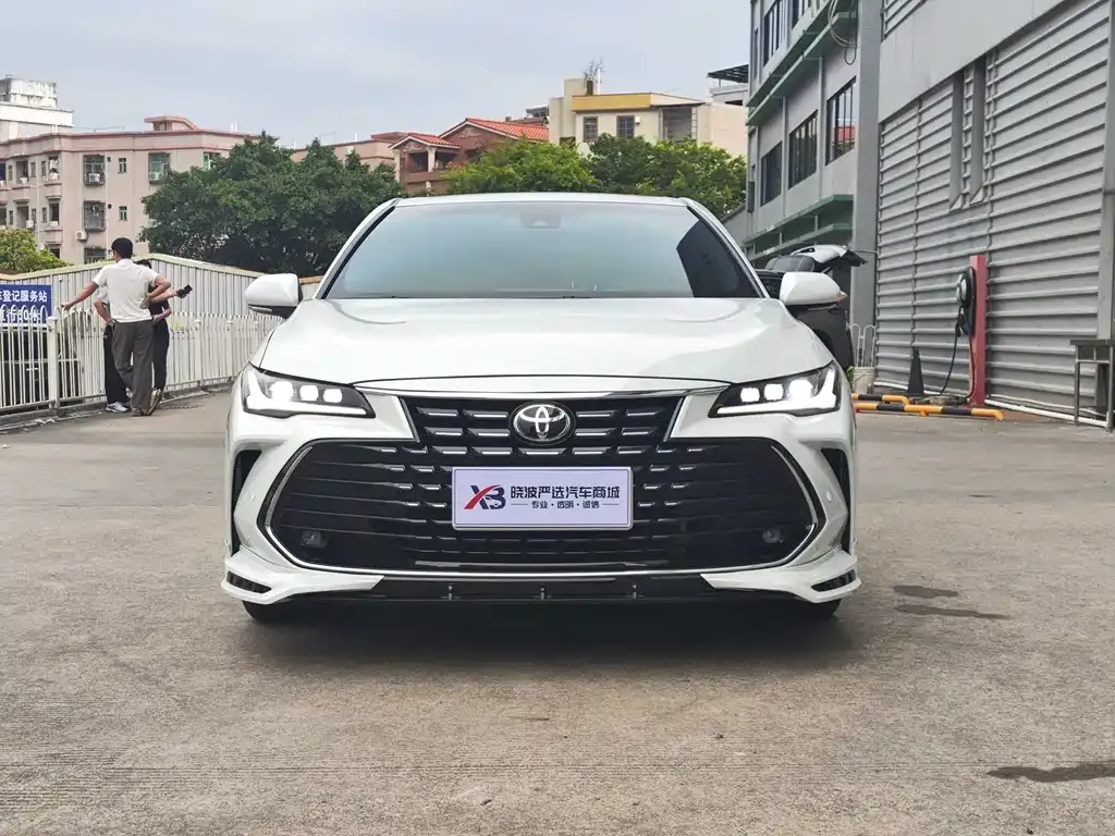 Toyota Avalon 2024 из CN, фото 2