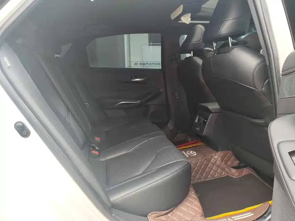 Toyota Avalon 2024 из CN, фото 3