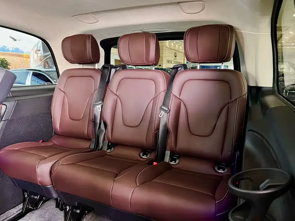 Mercedes-Benz V-Class 2025 из CN, фото 6