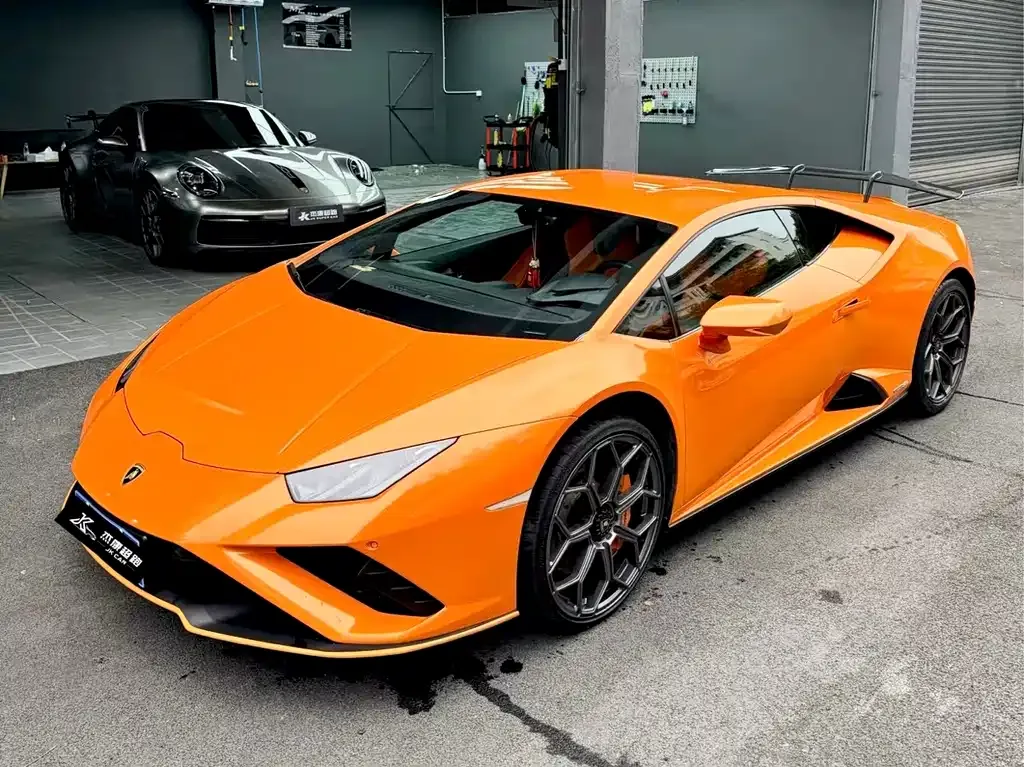 Lamborghini Huracan — фото 1