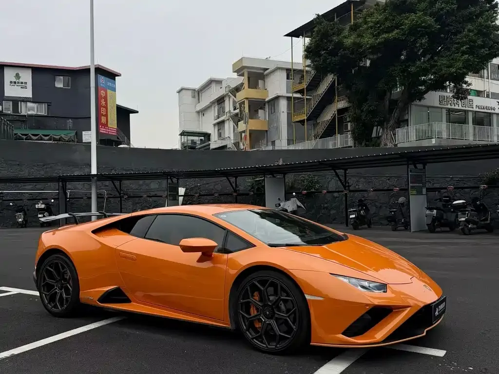 Lamborghini Huracan — фото 8