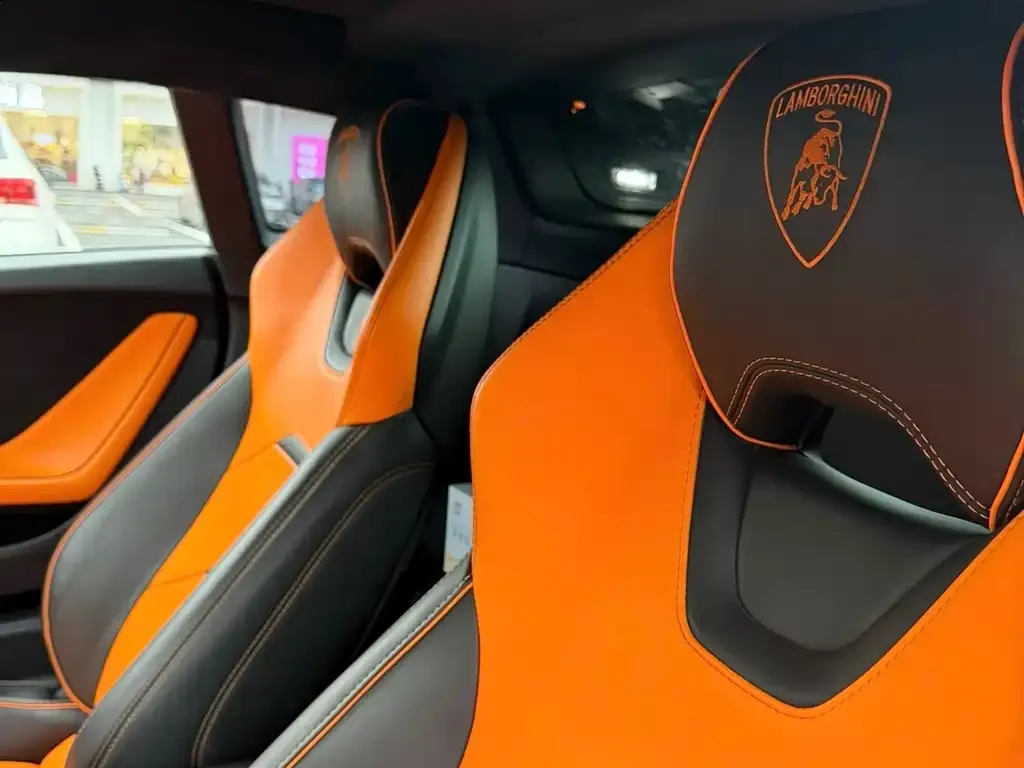 Lamborghini Huracan — фото 9