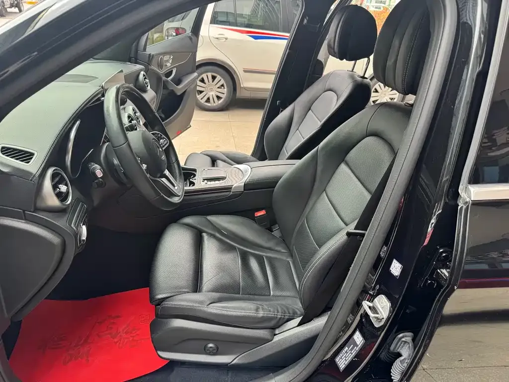 Mercedes-Benz GLC 2021 из CN, фото 3