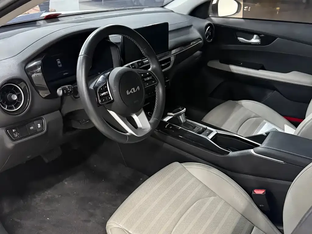 Kia K3 2023 из CN, фото 7