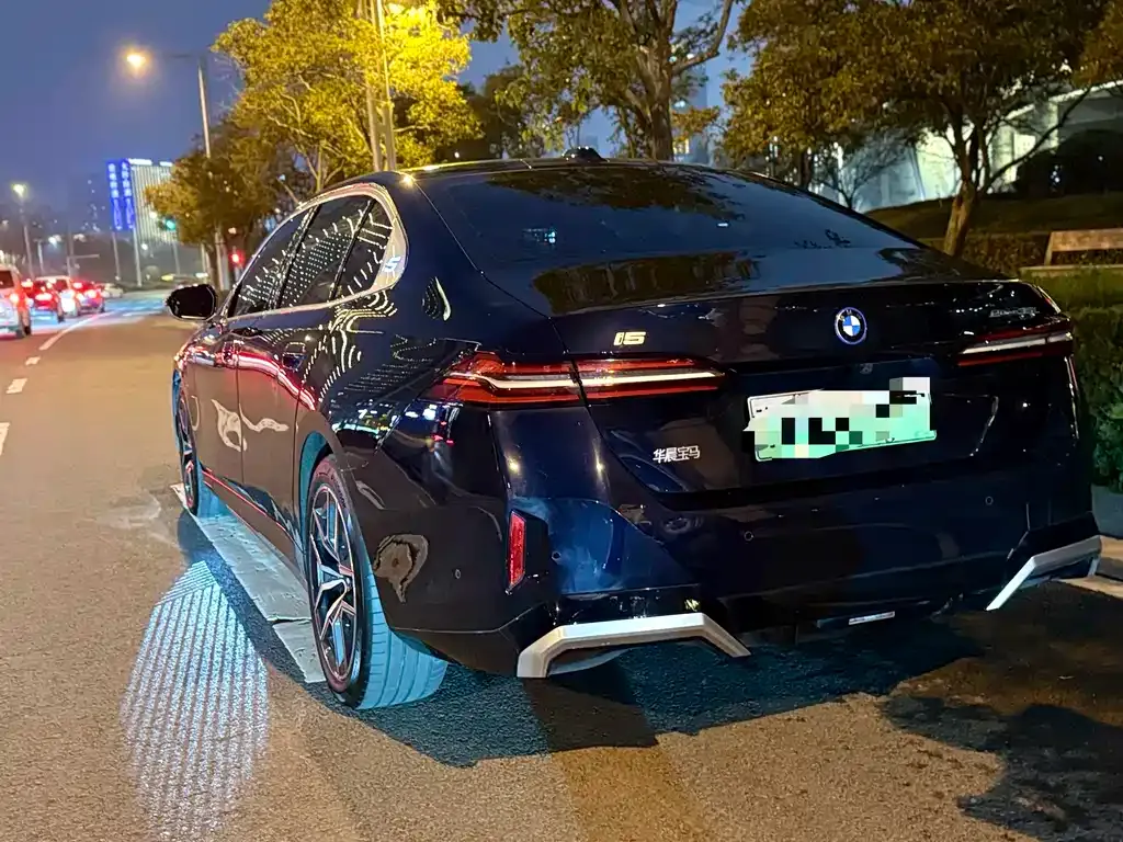 BMW i5 2024 из CN, фото 8
