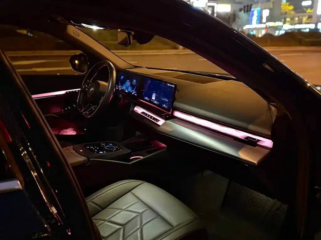 BMW i5 2024 из CN, фото 4