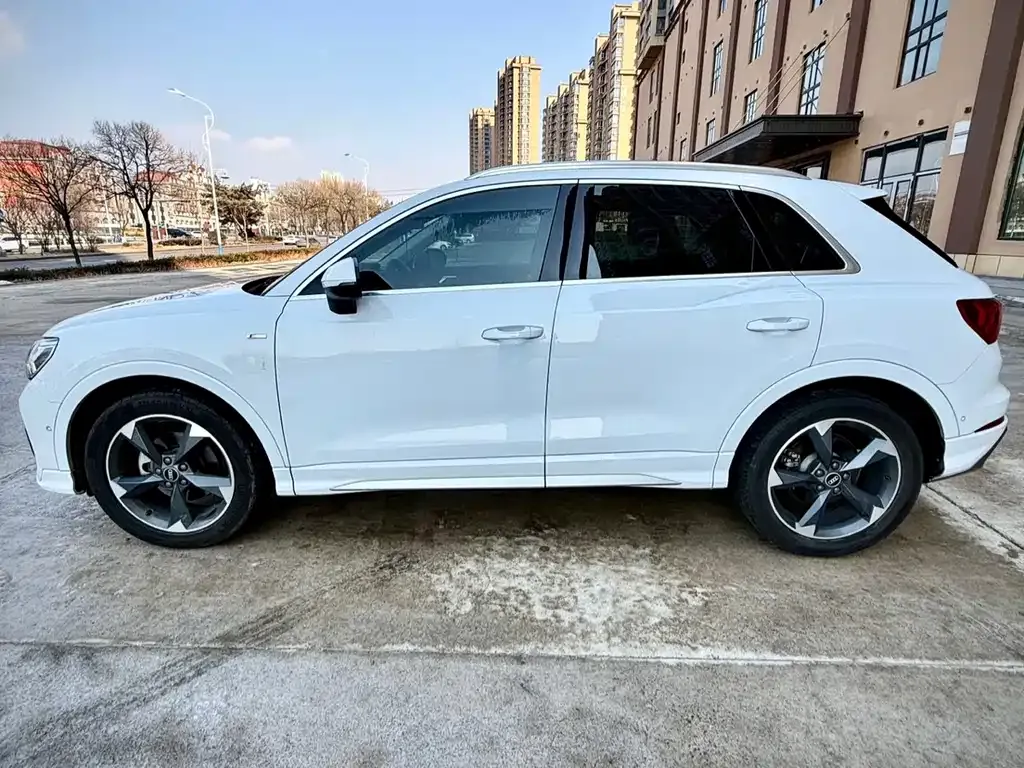Audi Q3 2022 из CN, фото 4